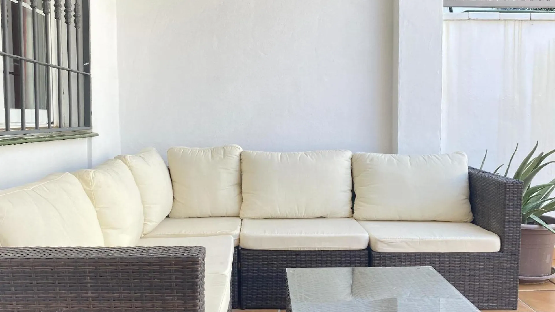 Apartment Ferienwohnung Fuer 6 Personen Ca 100 Qm In Nerja, Andalusien Costa Del Sol