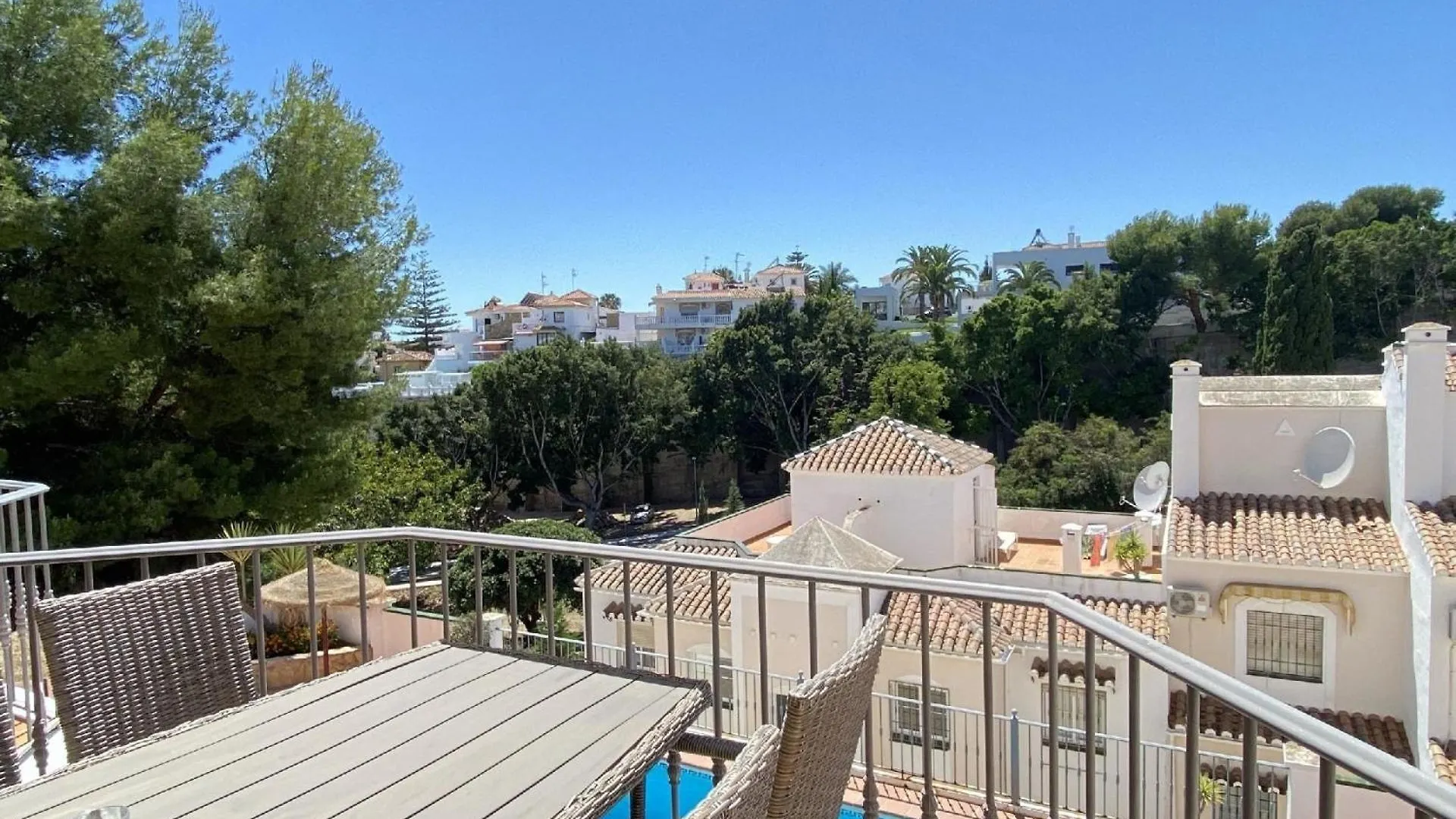 Ferienwohnung Fuer 6 Personen Ca 100 Qm In Nerja, Andalusien Costa Del Sol